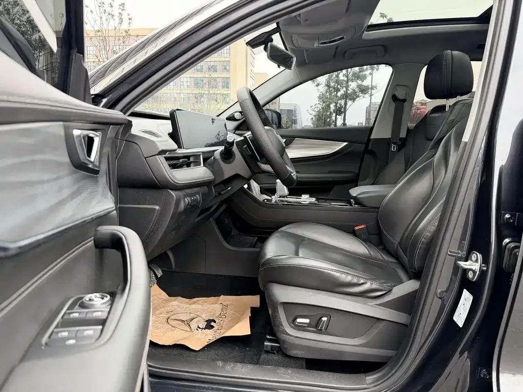 Chery Tiggo 8 PLUS — фото 8