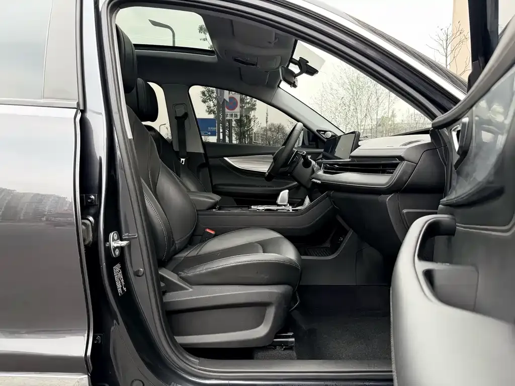 Chery Tiggo 8 PLUS — фото 3