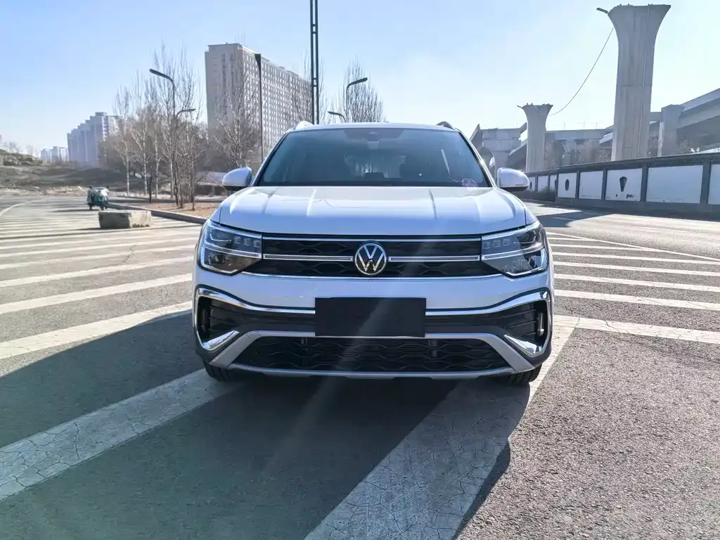 Volkswagen Tharu — фото 3