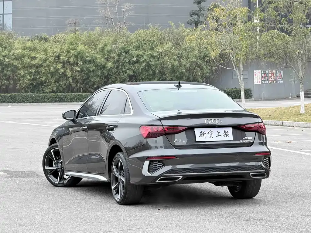 Audi A3 2023 из CN, фото 8