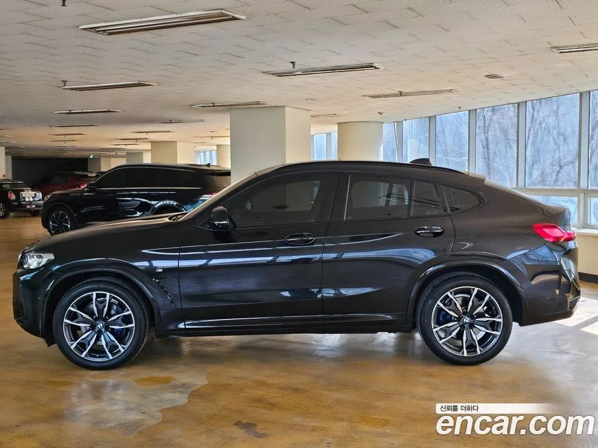 BMW X4 — фото 4