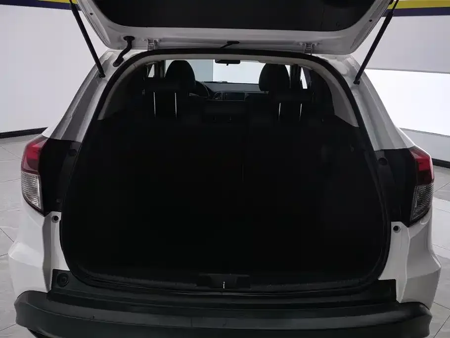 Honda Vezel 2022 из CN, фото 3