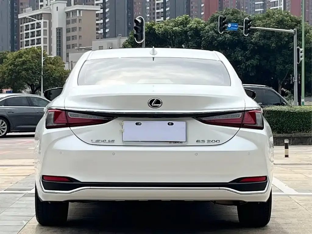 Lexus ES 2022 из CN, фото 8