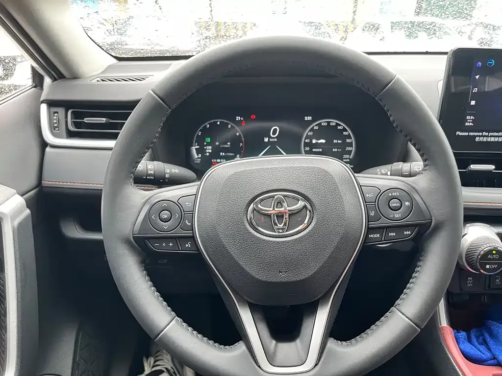 Toyota RAV4 2025 из CN, фото 5