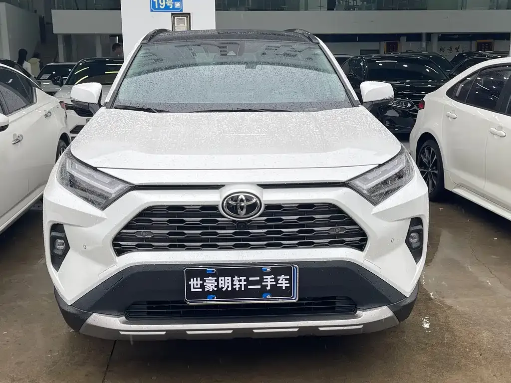 Toyota RAV4 2025 из CN, фото 8
