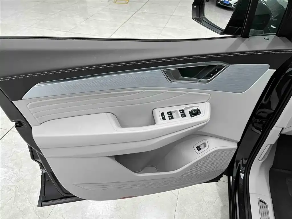 Volkswagen Talagon 2023 из CN, фото 3