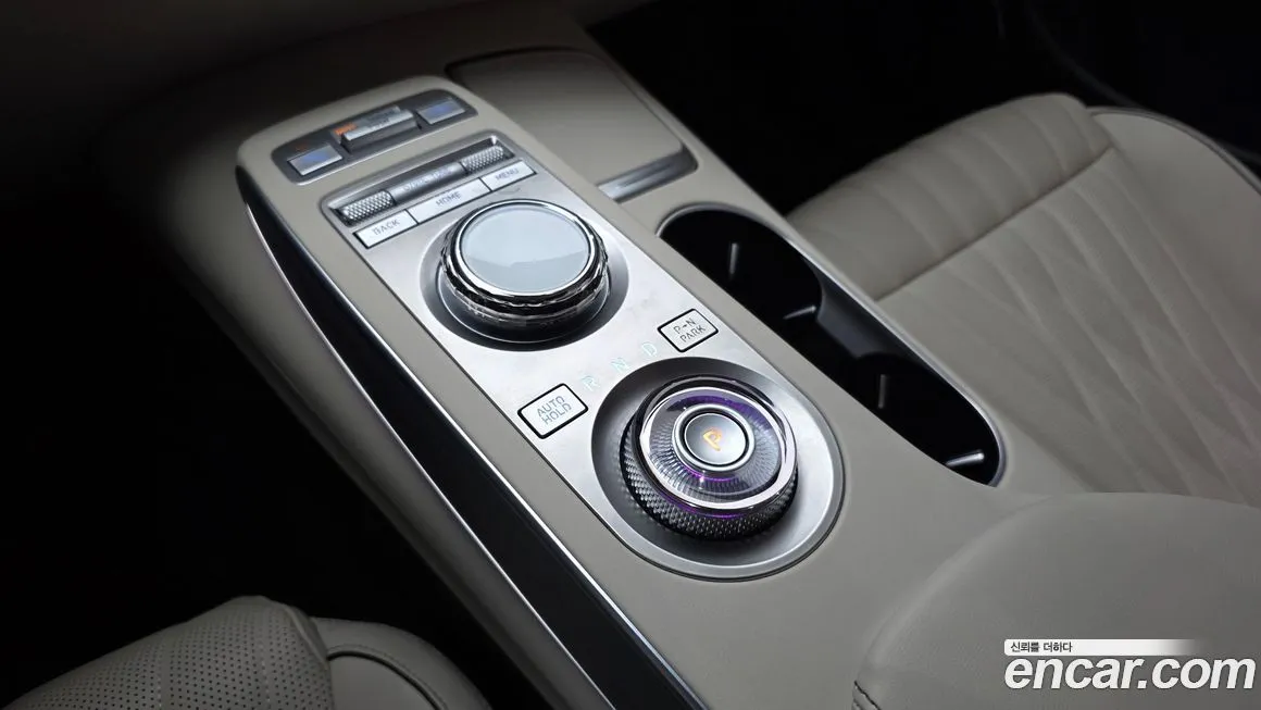 Genesis GV70 2024 из KR, фото 8