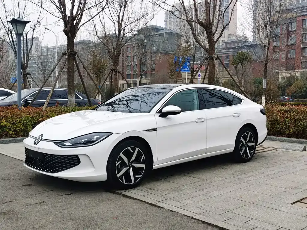 Volkswagen Lamando 2023 из CN, фото 1