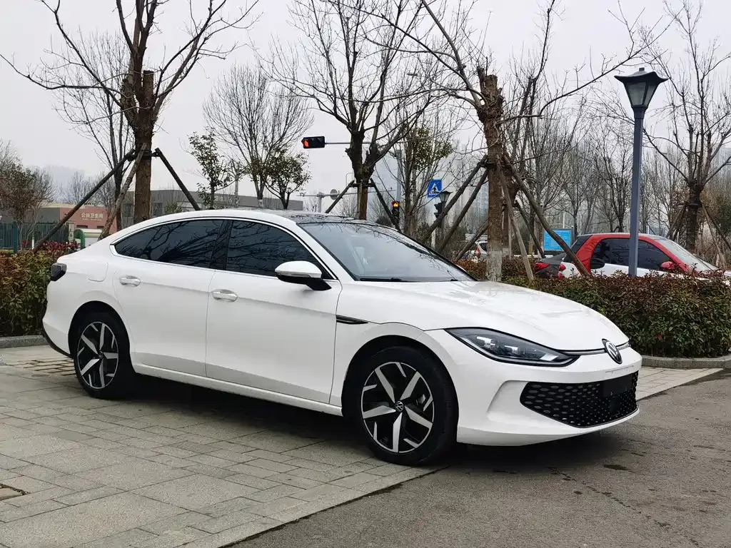 Volkswagen Lamando 2023 из CN, фото 10