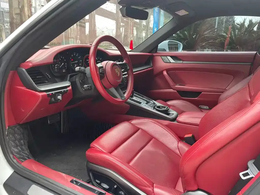 Porsche 911 2022 из CN, фото 4