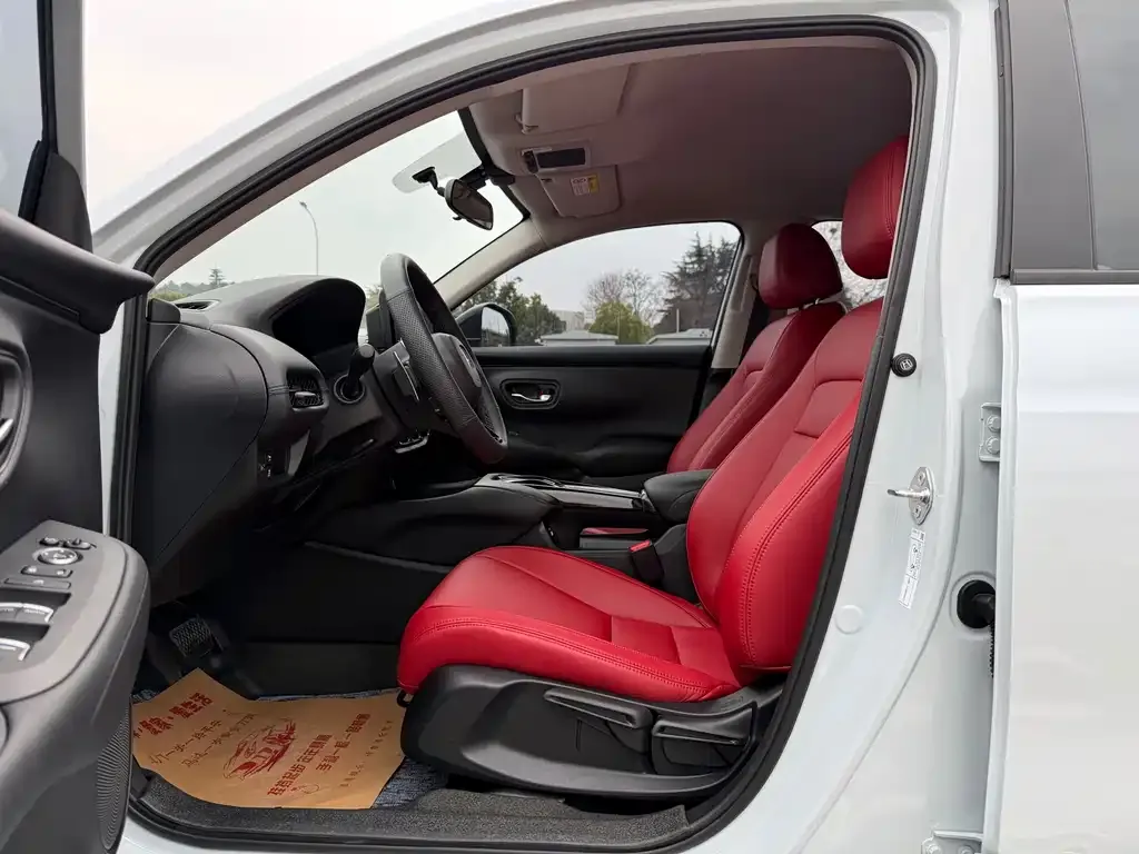 Honda HR-V 2023 из CN, фото 6
