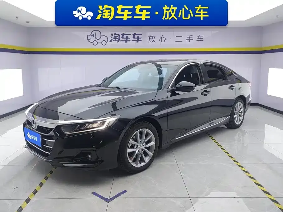 Honda Accord — фото 1