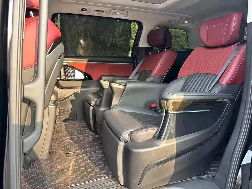 GAC Motor Trumpchi E9 — фото 2