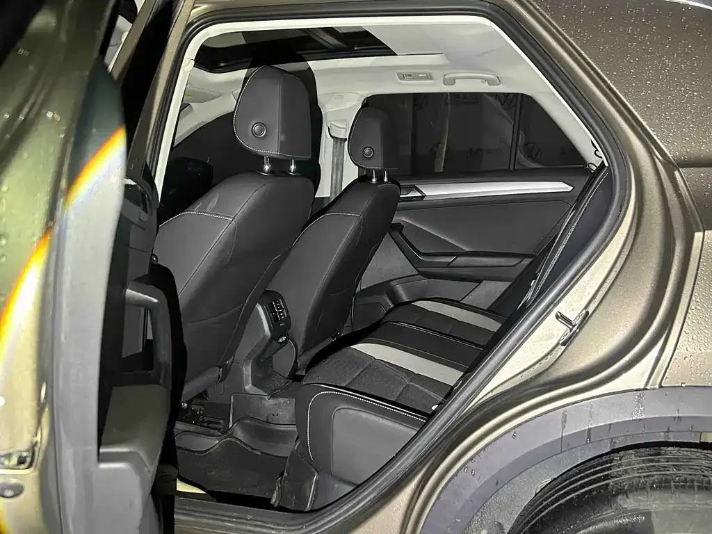 Volkswagen T-Roc 2021 из CN, фото 5