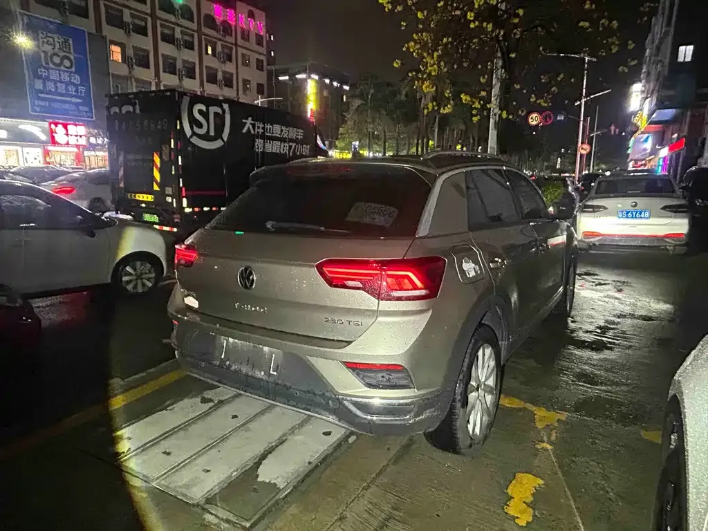 Volkswagen T-Roc 2021 из CN, фото 6
