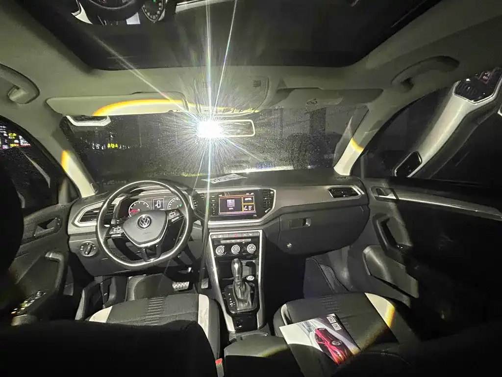 Volkswagen T-Roc 2021 из CN, фото 3
