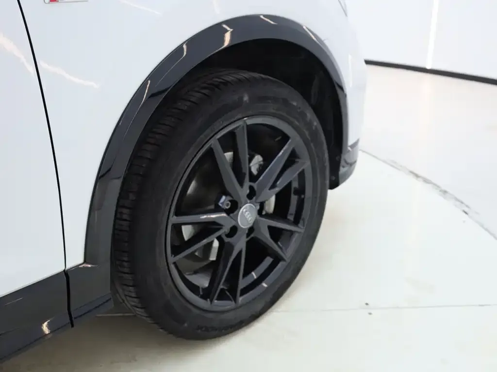 Audi Q2L 2021 из CN, фото 10