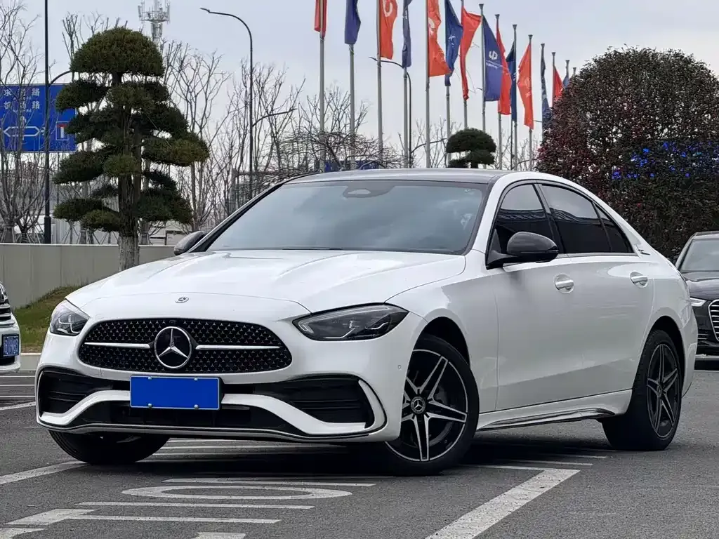 Mercedes-Benz C-Class — фото 10