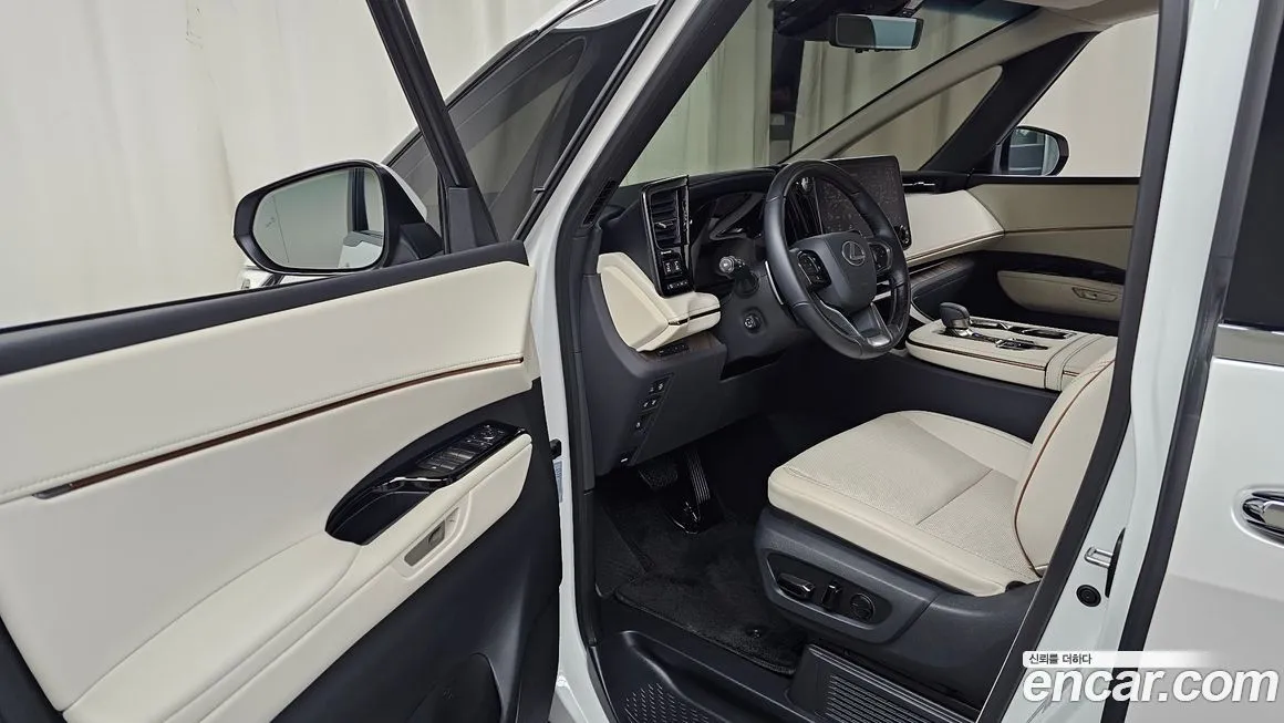 Lexus LM 2025 из KR, фото 5