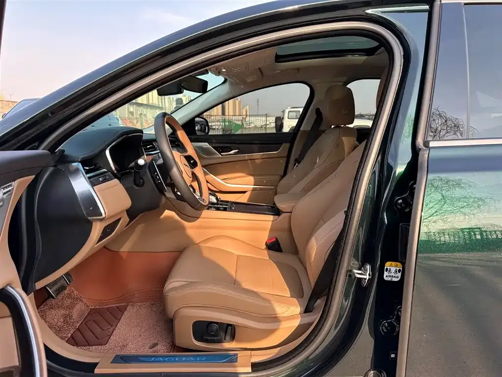 Jaguar XFL 2025 из CN, фото 7