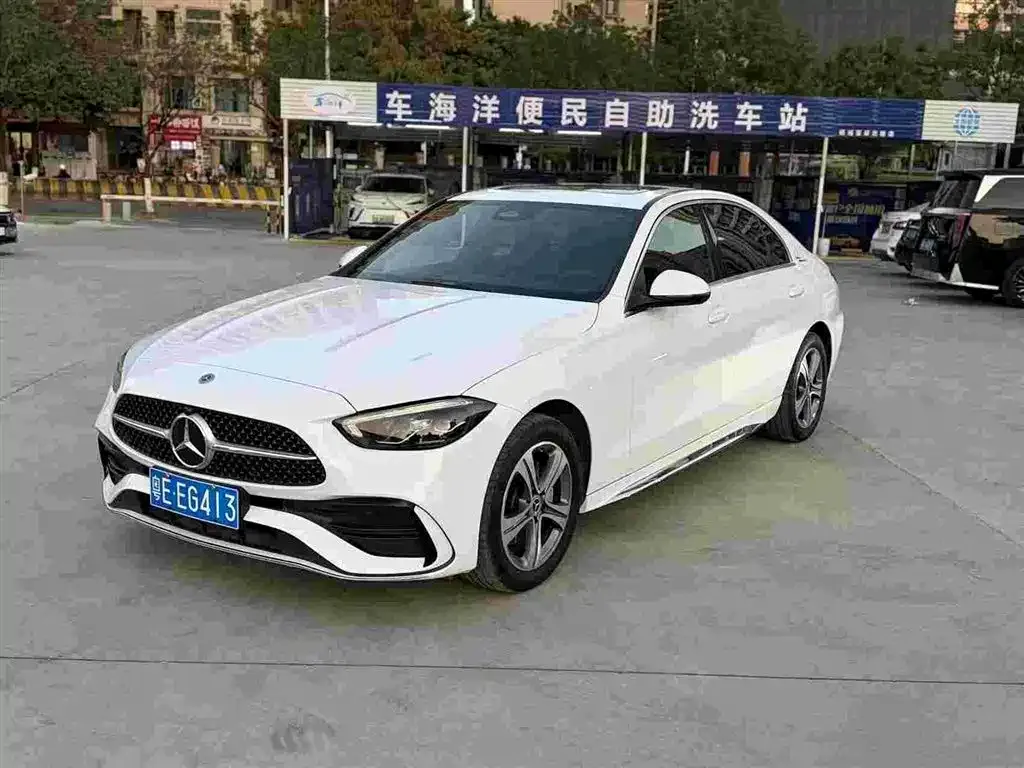 Mercedes-Benz C-Class — фото 1