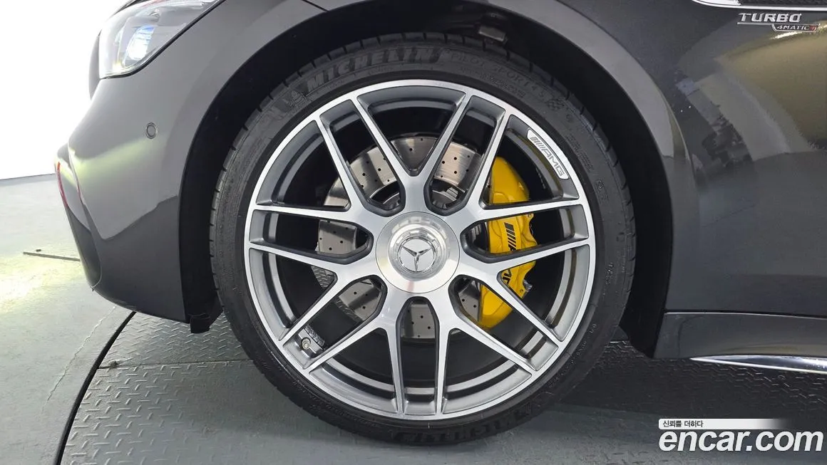 Mercedes-Benz AMG GT — фото 5