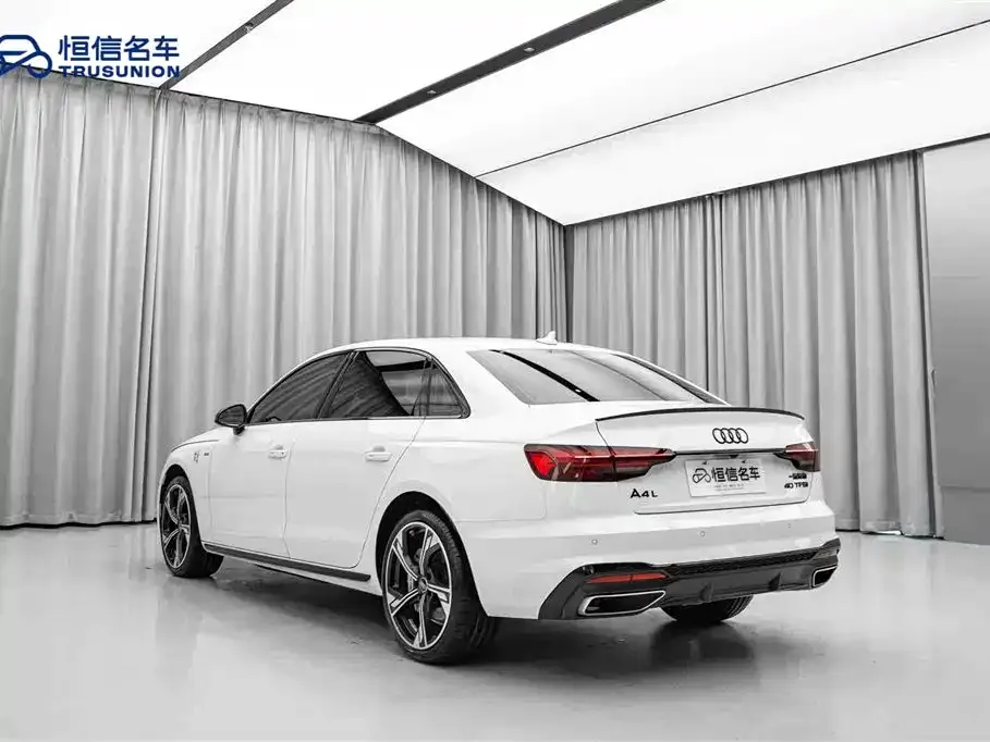 Audi A4L 2025 из CN, фото 3