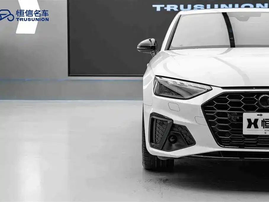 Audi A4L 2025 из CN, фото 8