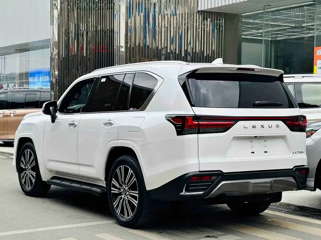 Lexus LX 2025 из CN, фото 3