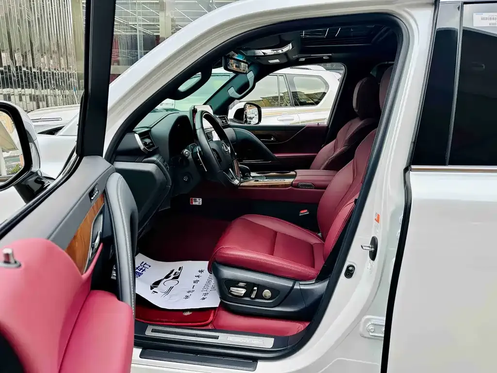 Lexus LX 2025 из CN, фото 7