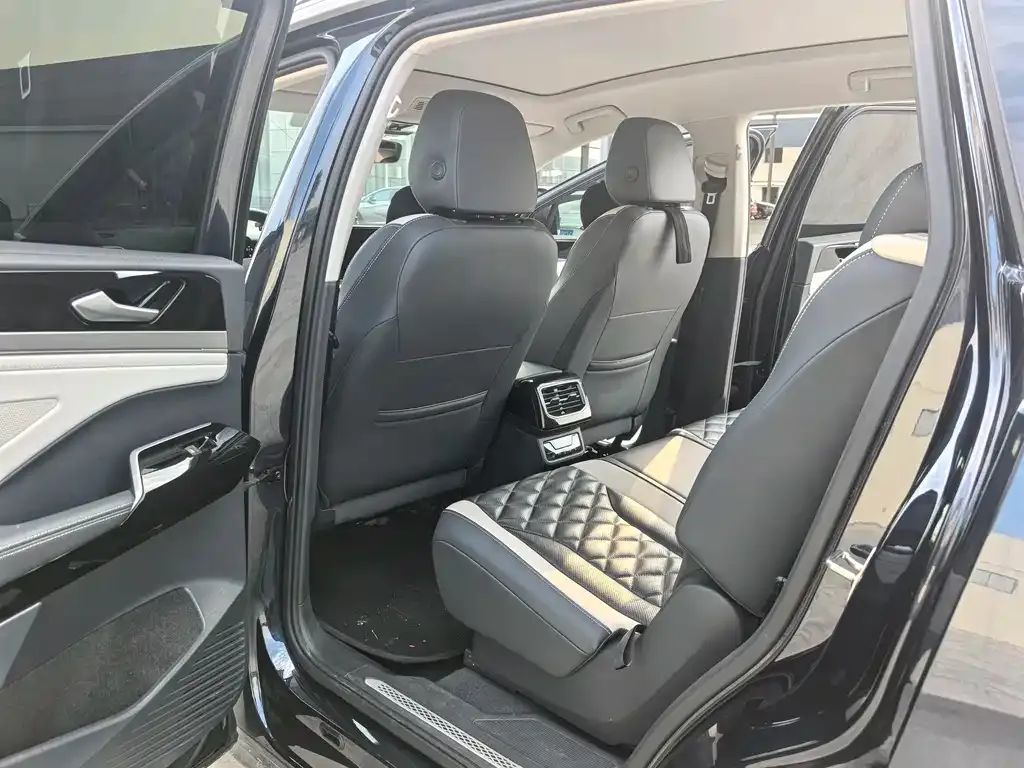 Volkswagen ID.6 Crozz 2022 из CN, фото 10