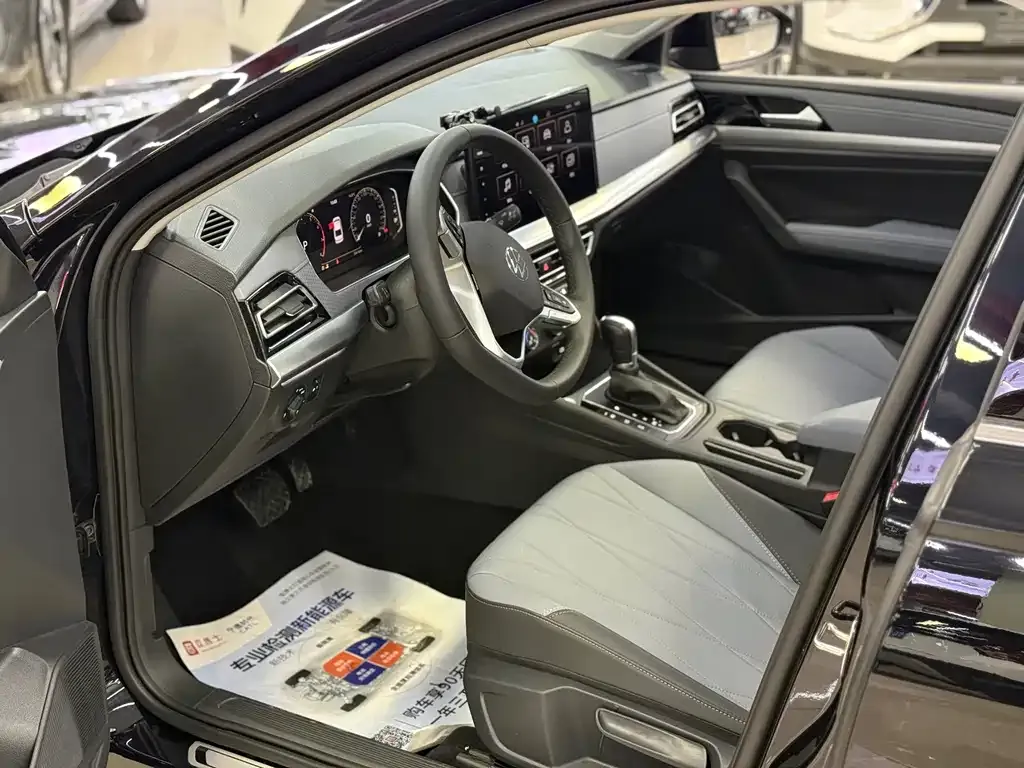 Volkswagen Lavida 2022 из CN, фото 2