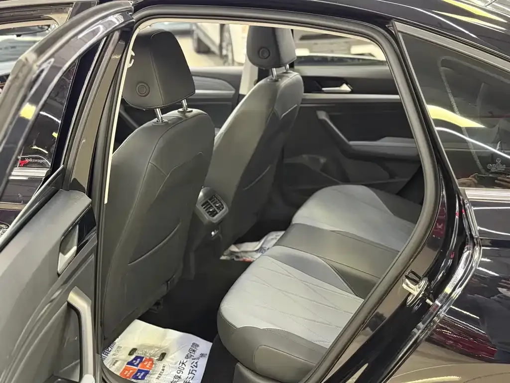 Volkswagen Lavida 2022 из CN, фото 10