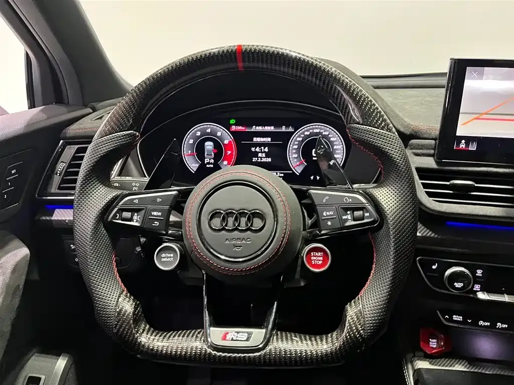 Audi Q5L Sportback — фото 8