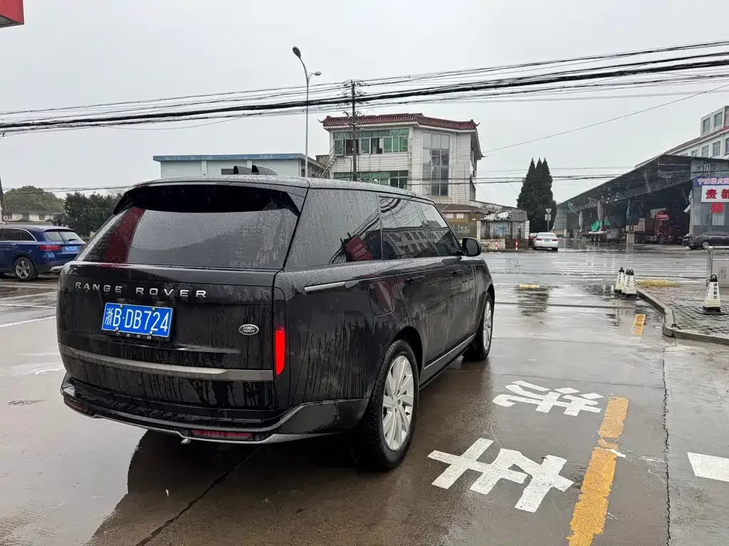 Land Rover Range Rover 2025 из CN, фото 2