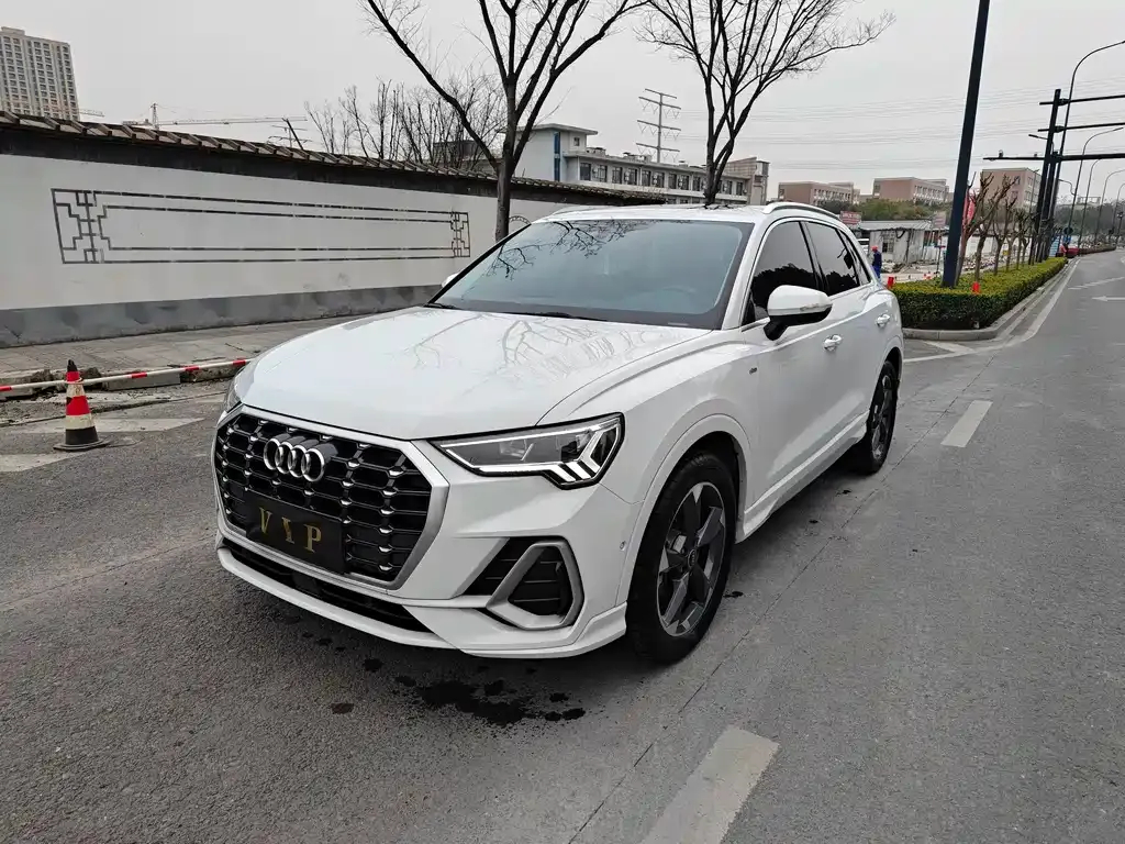 Audi Q3 2022 из CN, фото 1