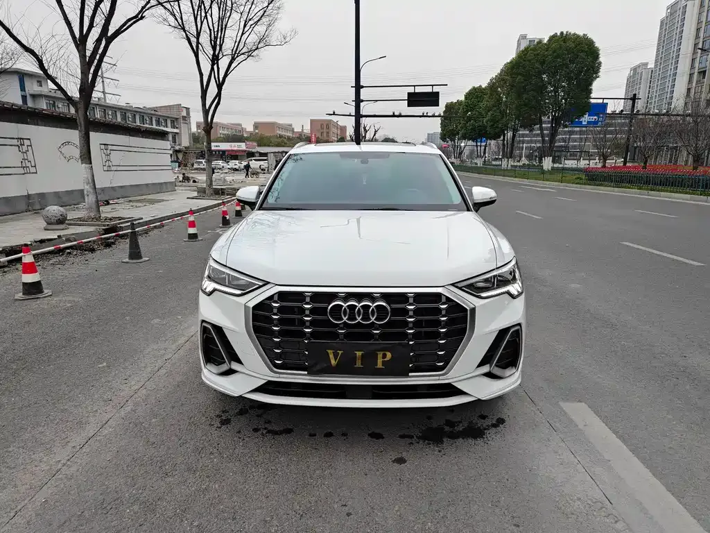 Audi Q3 2022 из CN, фото 10
