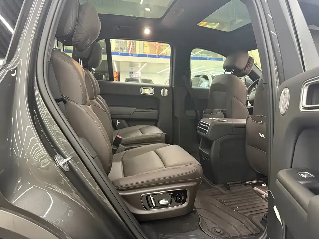Li Auto Li L8 2023 из CN, фото 3