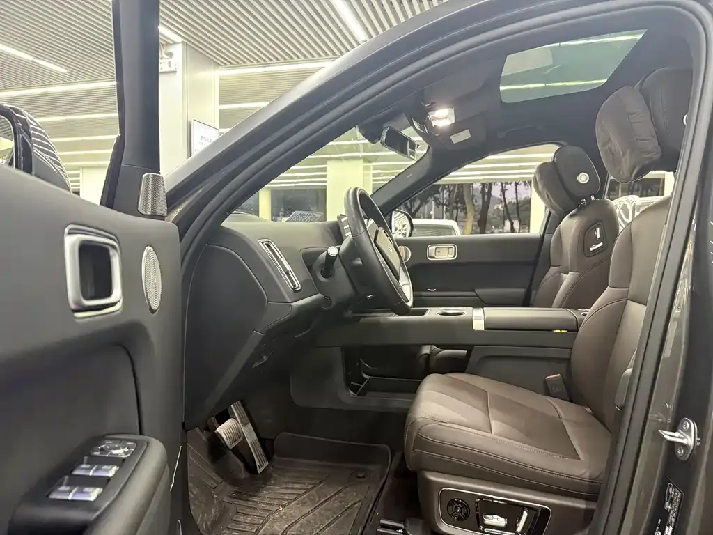Li Auto Li L8 2023 из CN, фото 4