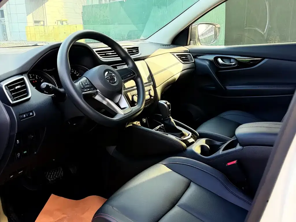 Nissan Qashqai 2023 из CN, фото 2