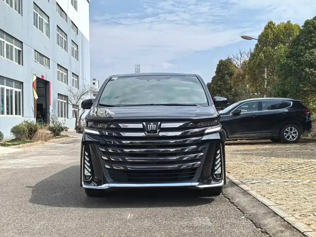 Toyota Vellfire 2024 из CN, фото 3