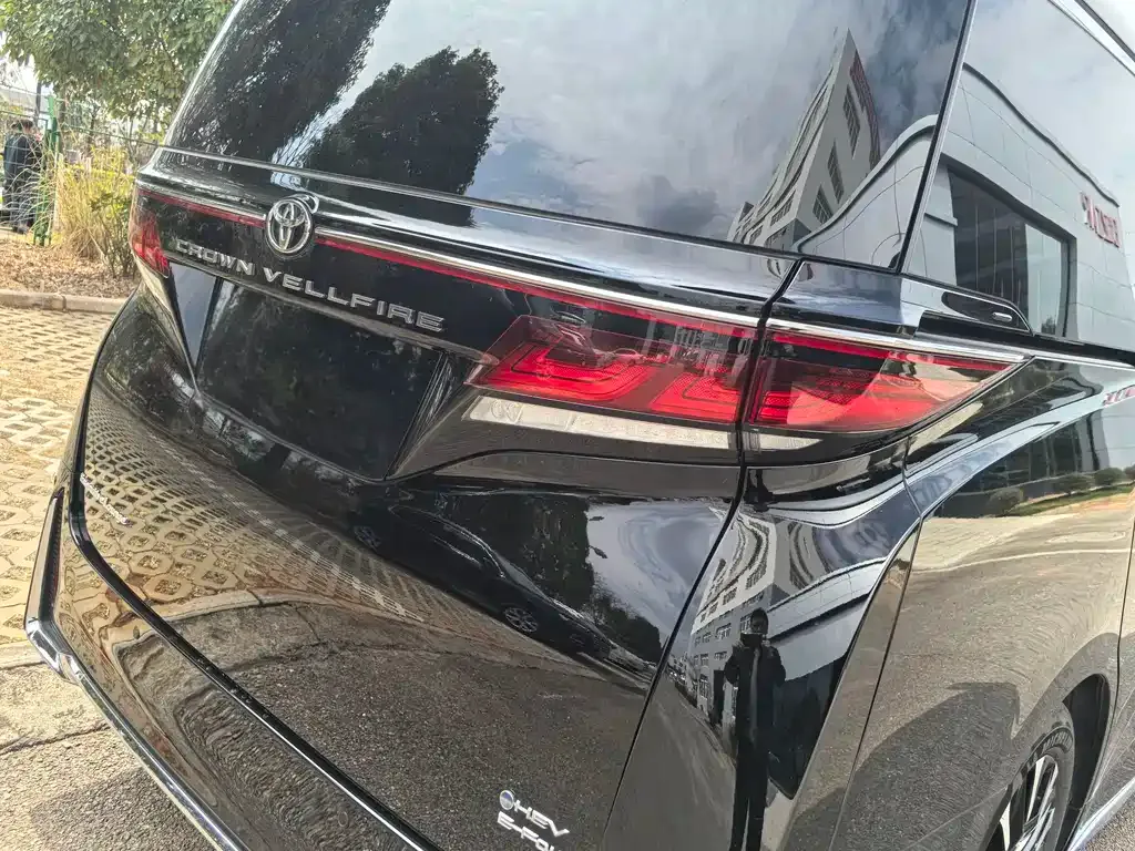 Toyota Vellfire 2024 из CN, фото 8