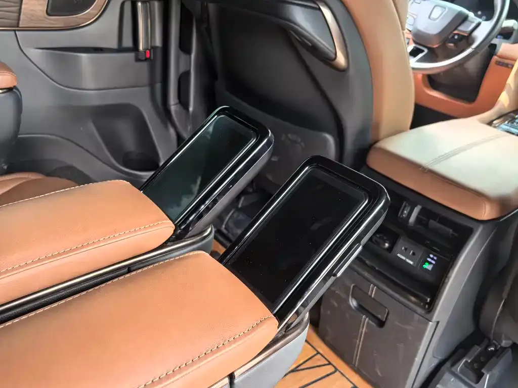Toyota Vellfire 2024 из CN, фото 5