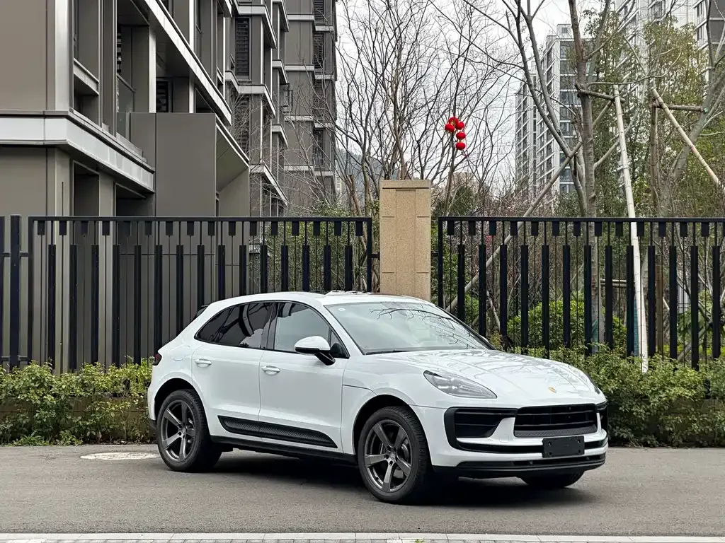 Porsche Macan — фото 10