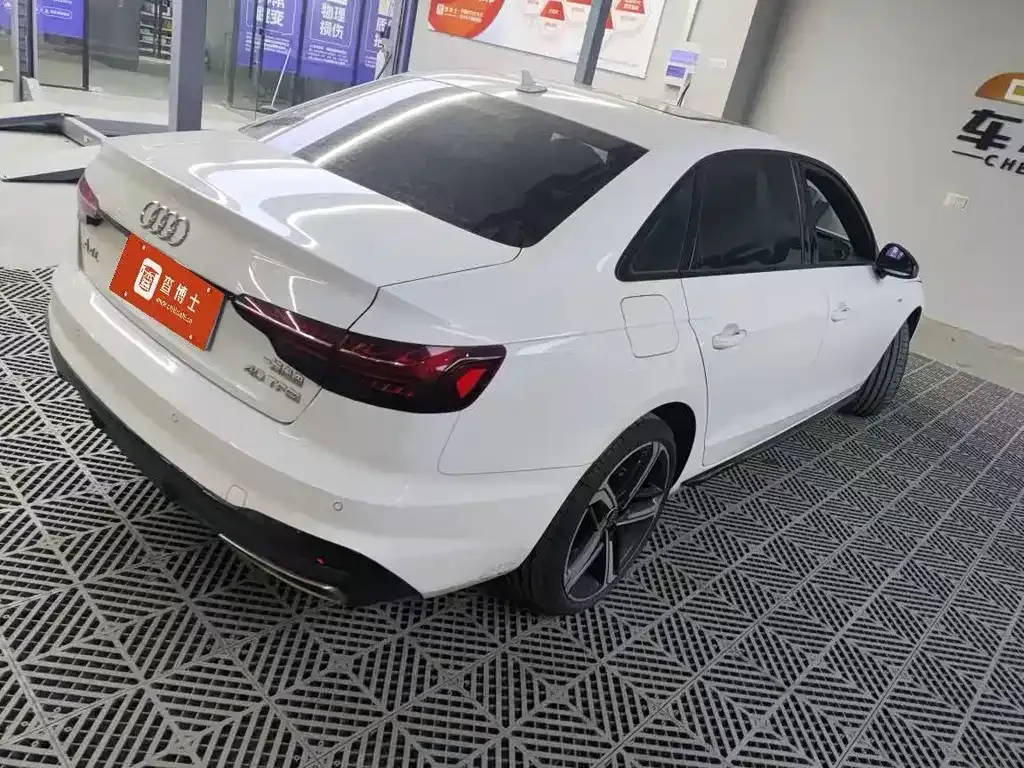 Audi A4L 2024 из CN, фото 4