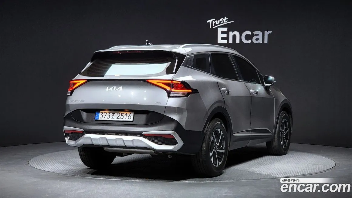 Kia Sportage — фото 8