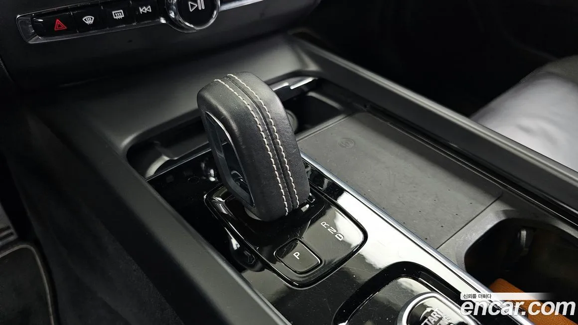 Volvo XC60 2021 из KR, фото 10