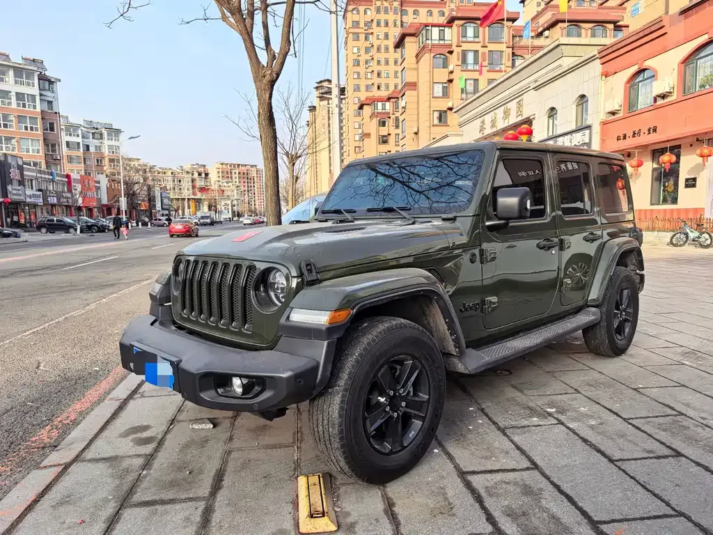 Jeep Wrangler 2023 из CN, фото 1