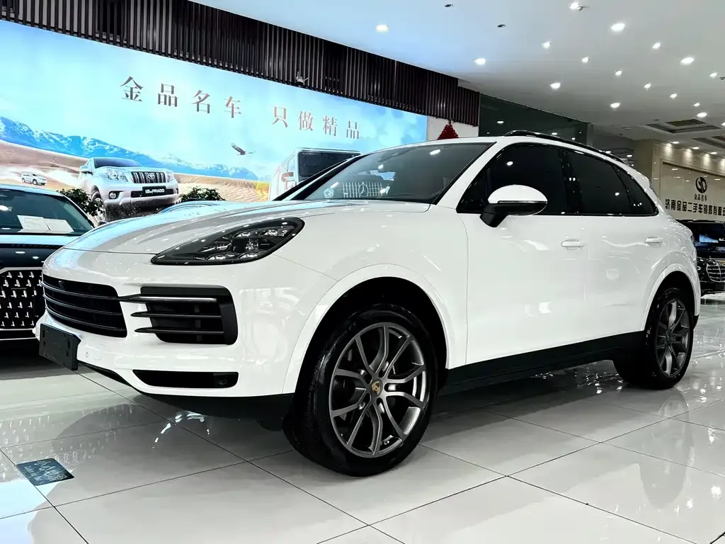 Porsche Cayenne — фото 4