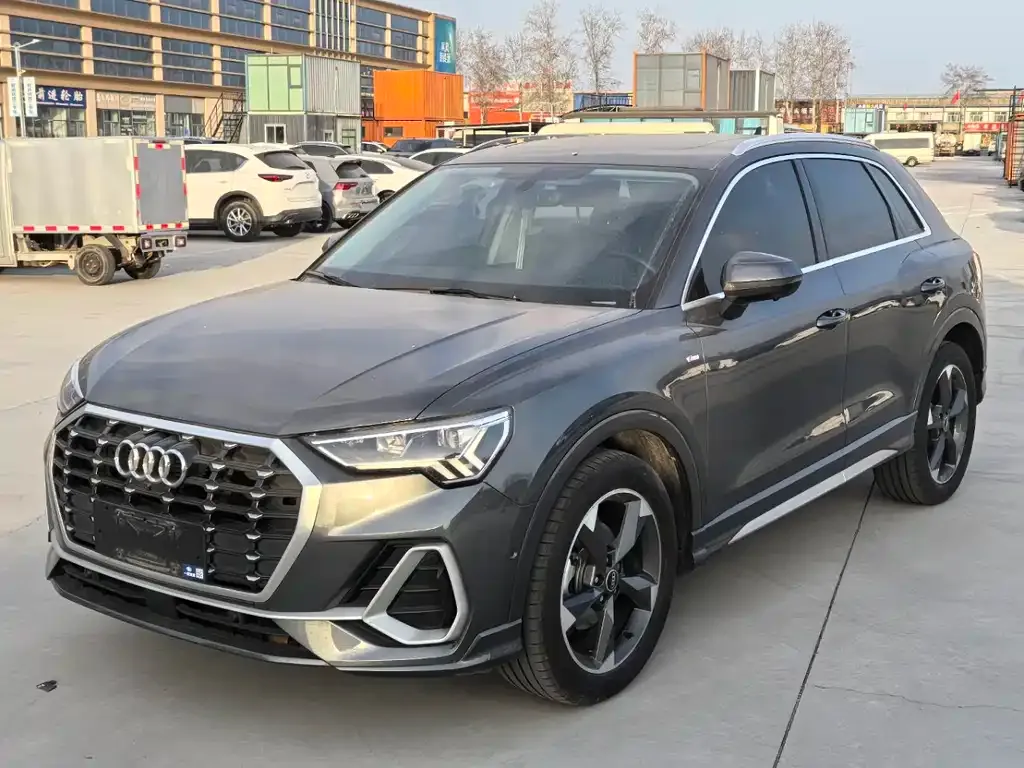 Audi Q3 2022 из CN, фото 1